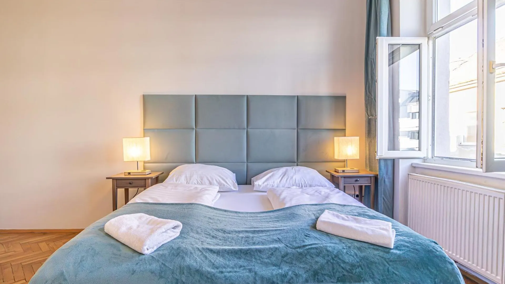 Comfortable & Amazing 2 Bedroom Hideaway W Local Flair Vienna